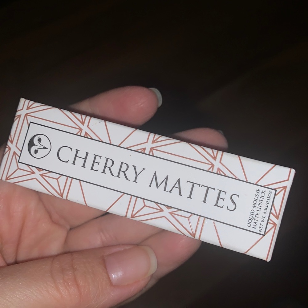 Cherry Matte liquid mousse matte lipstick